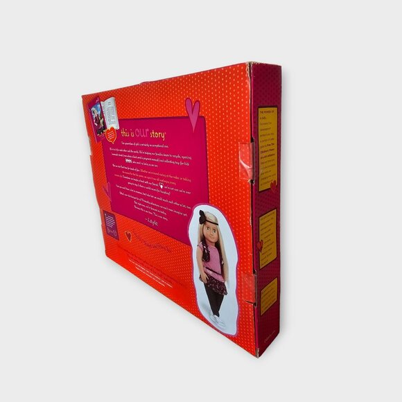 Our Generation Layla Read & Play Set - Picture 8 of 15